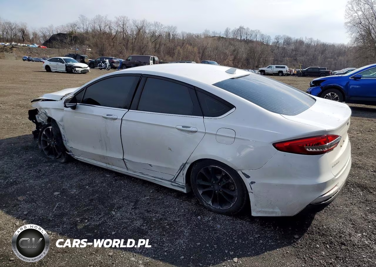 2020 Ford Fusion Se VIN:3FA6P0LU7LR235297 - 2