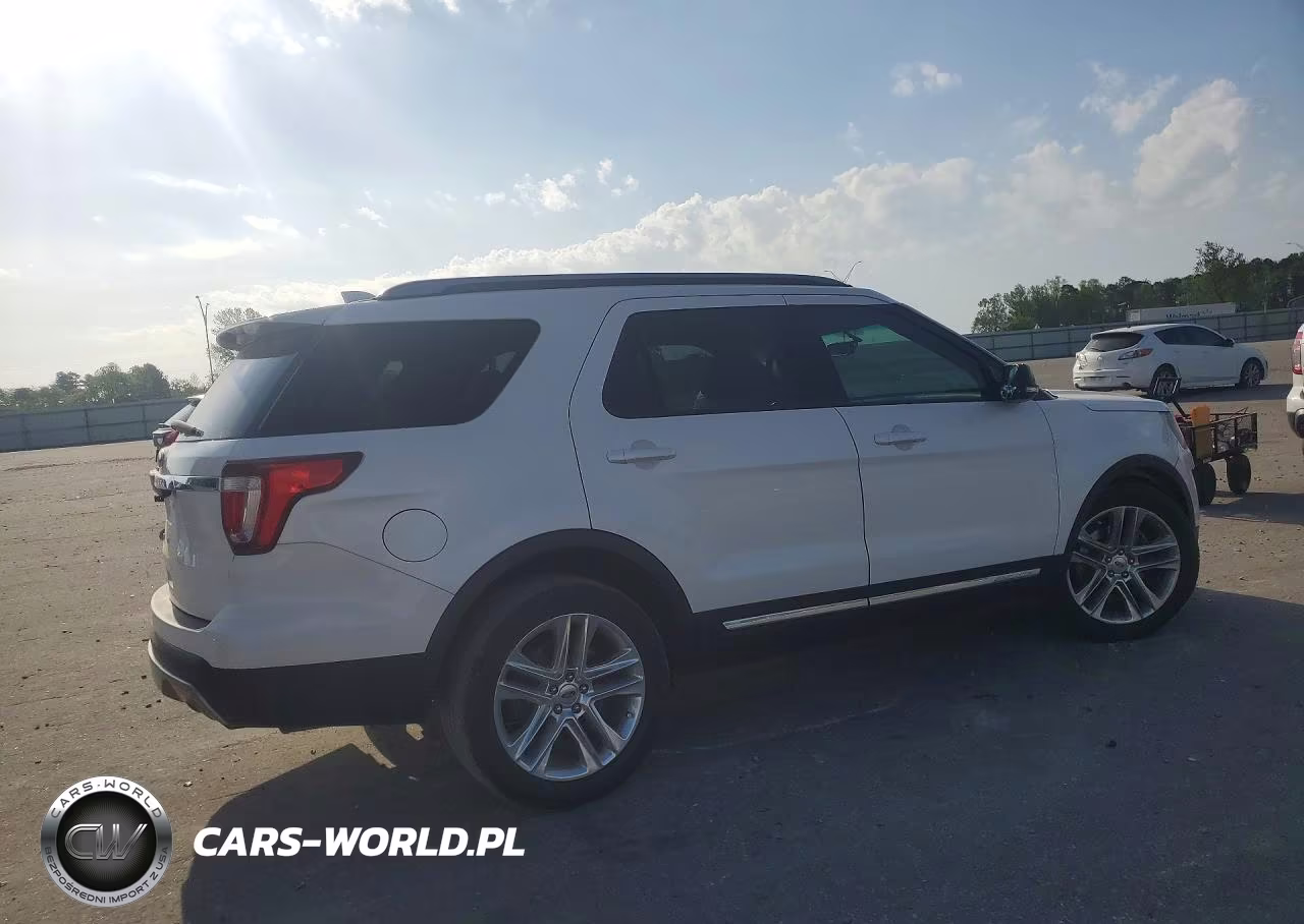 2017 Ford Explorer Xlt VIN:1FM5K7D88HGA84608 - 3