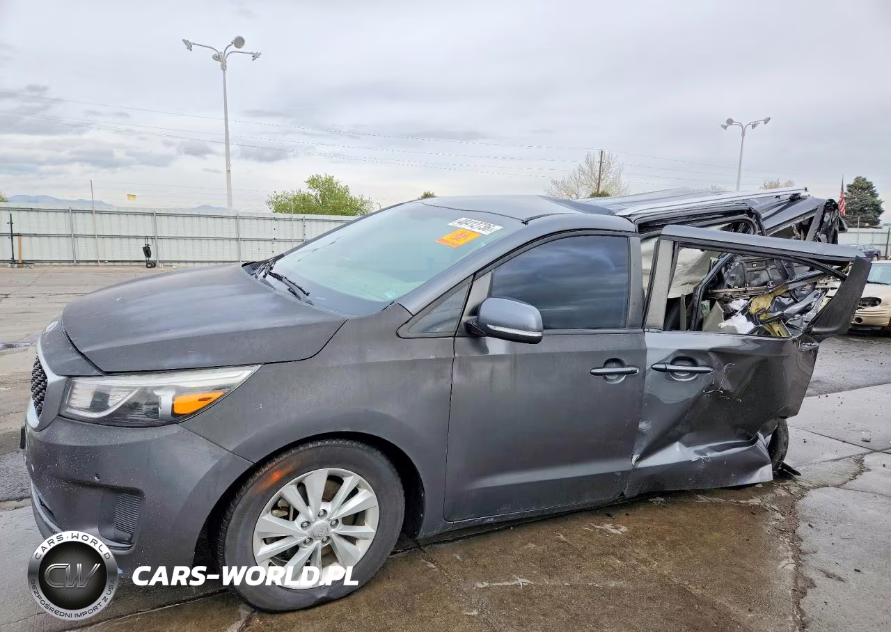 2018 Kia Sedona Lx