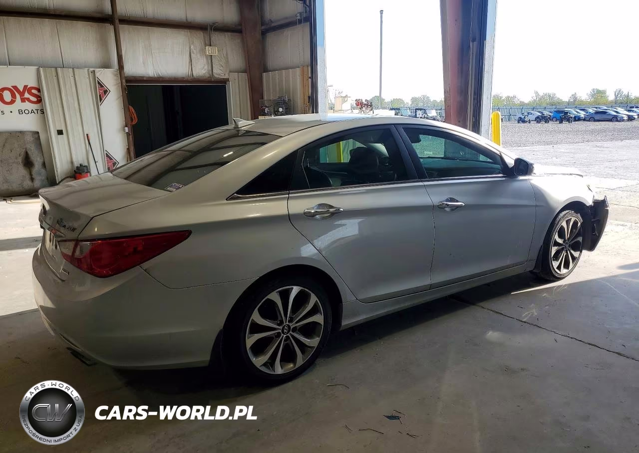 2013 Hyundai Sonata Limited 2.0T VIN:5NPEC4AB1DH580307 - 3