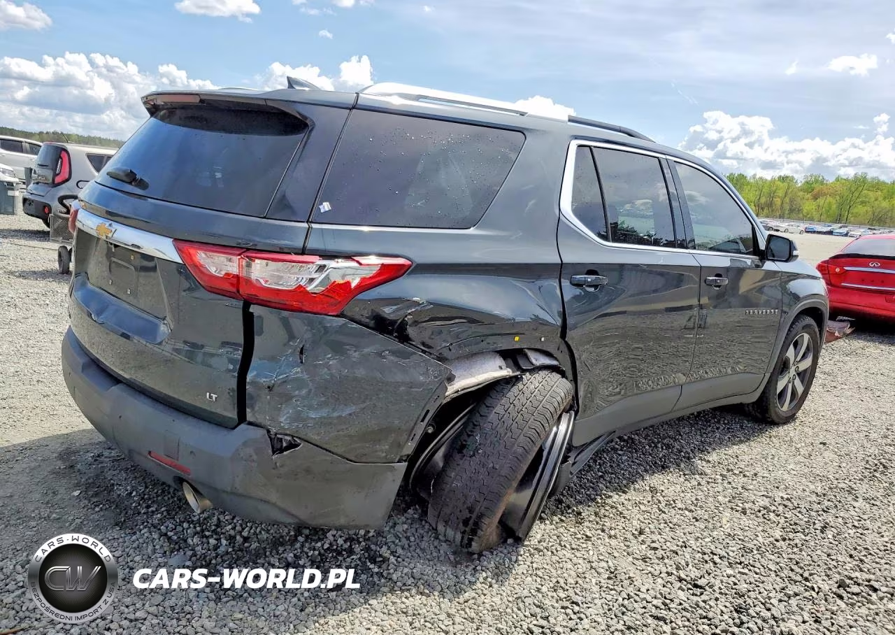 2018 Chevrolet Traverse Lt VIN:1GNERHKW4JJ213998 - 3