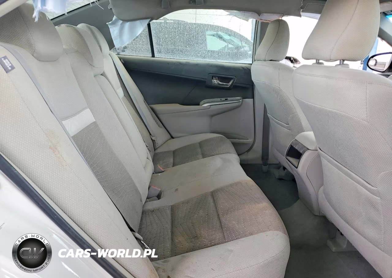 2014 Toyota Camry Hybrid Le VIN:4T1BD1FKXEU122615 - 10