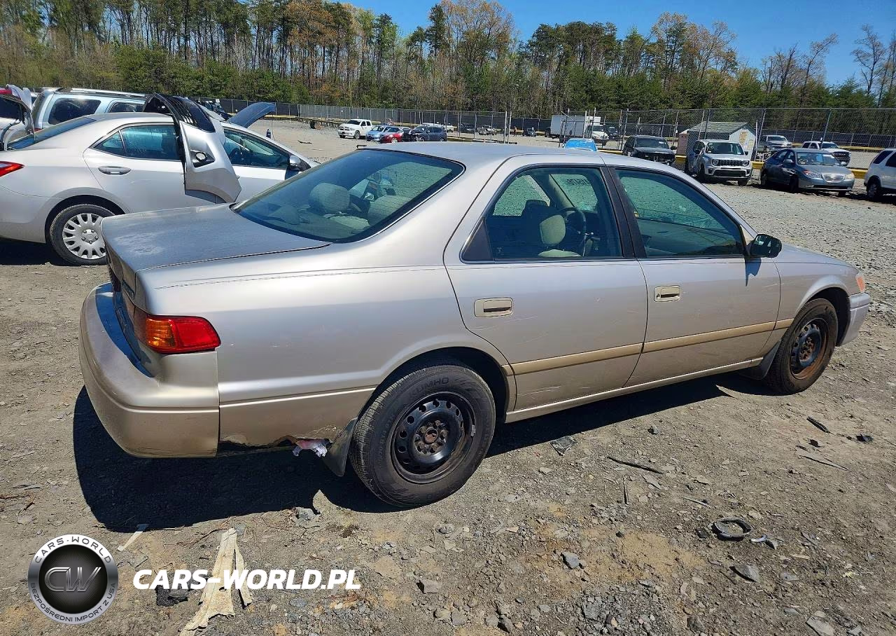 2000 Toyota Camry Ce VIN:4T1BG22KXYU936917 - 3