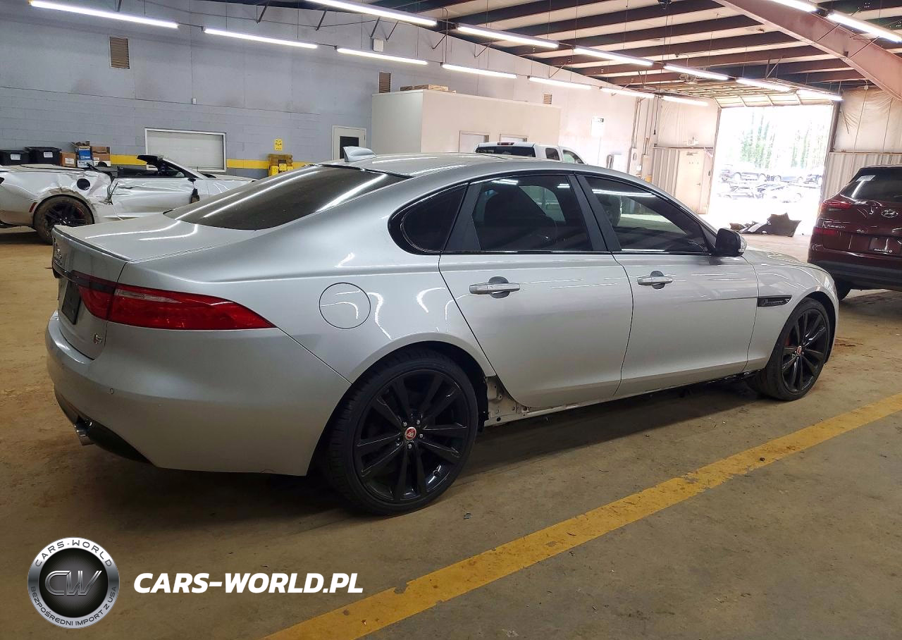 2018 Jaguar Xf S VIN:SAJBG4FV9JCY67218 - 3