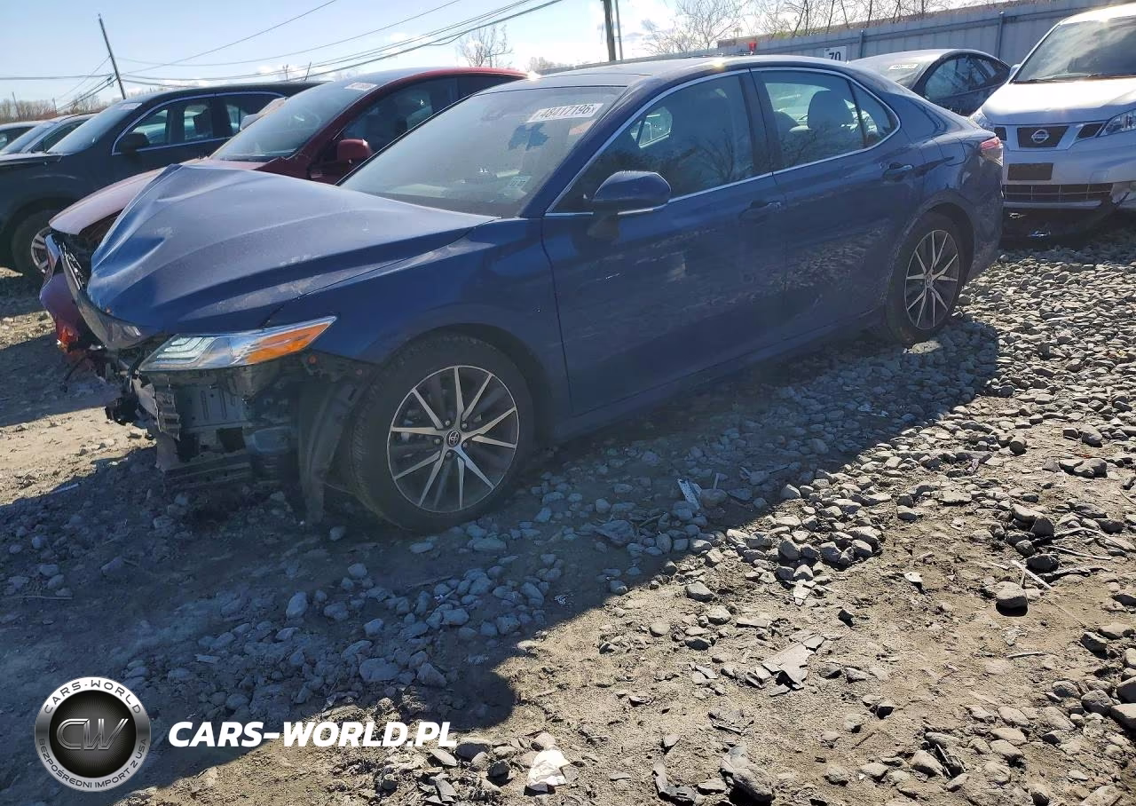 2023 Toyota Camry Xle V6