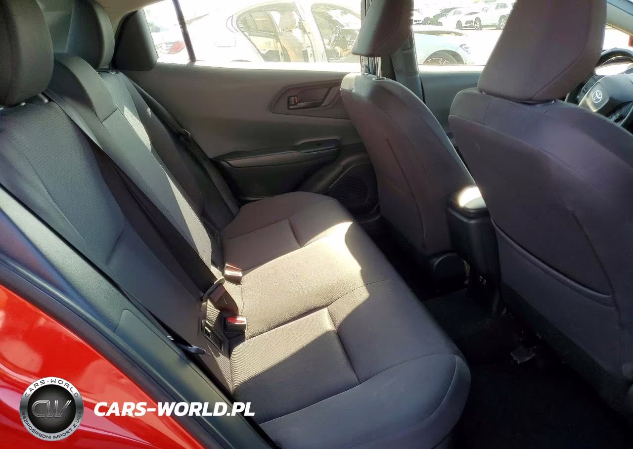 2024 Toyota Prius Le VIN:JTDACAAU1R3016383 - 10
