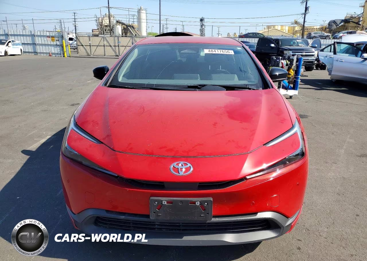 2024 Toyota Prius Le VIN:JTDACAAU1R3016383 - 5