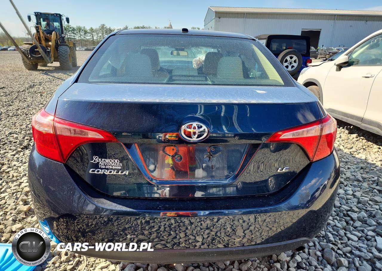 2019 Toyota Corolla Le VIN:2T1BURHE0KC136817 - 6