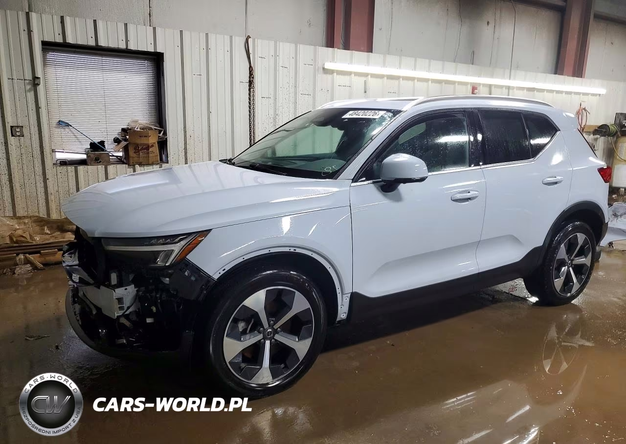 2024 Volvo Xc40 Plus