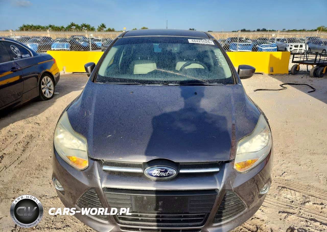 FORD FOCUS SE VIN:1FAHP3K23CL415420 - 5