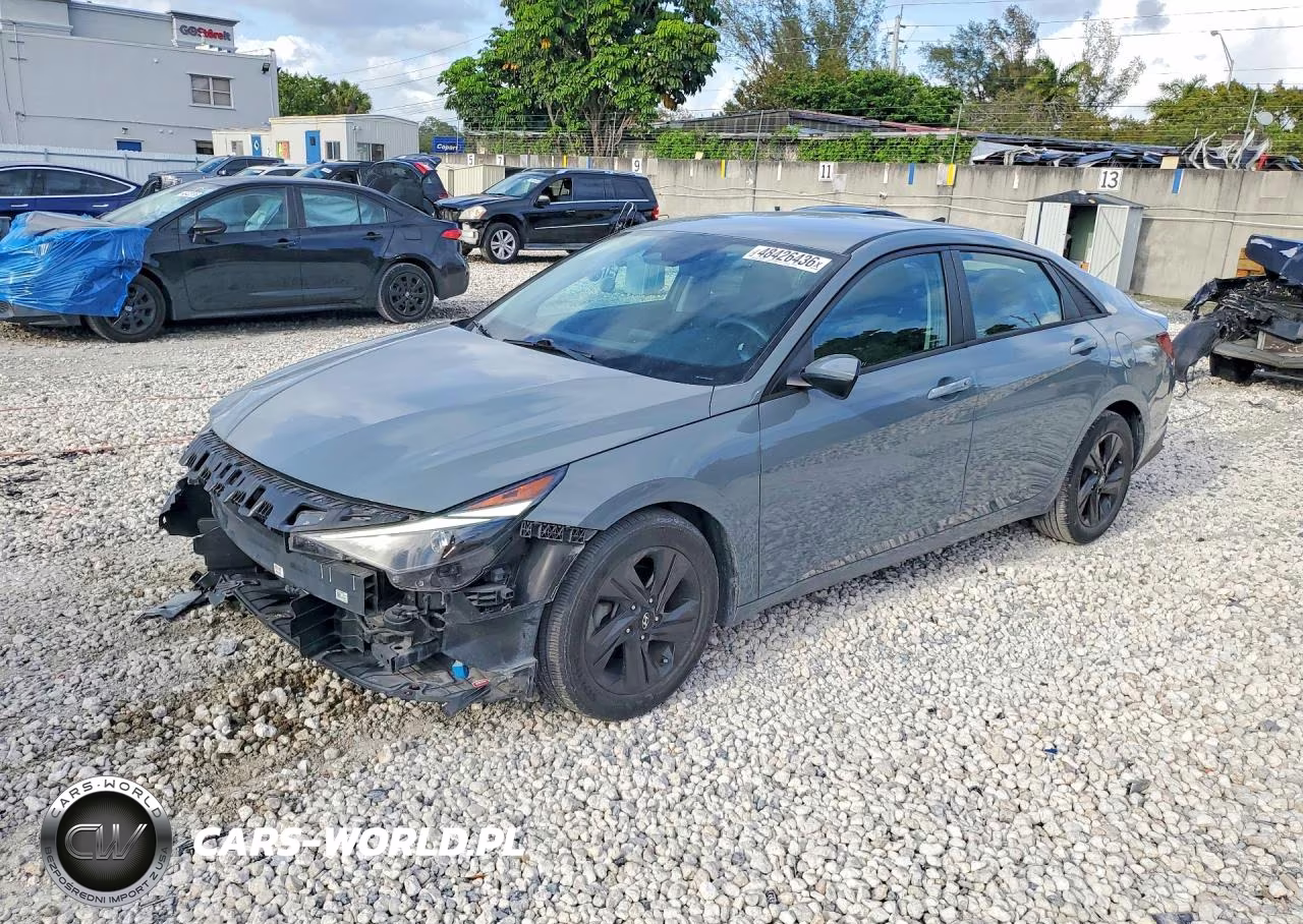 2021 Hyundai Elantra Sel