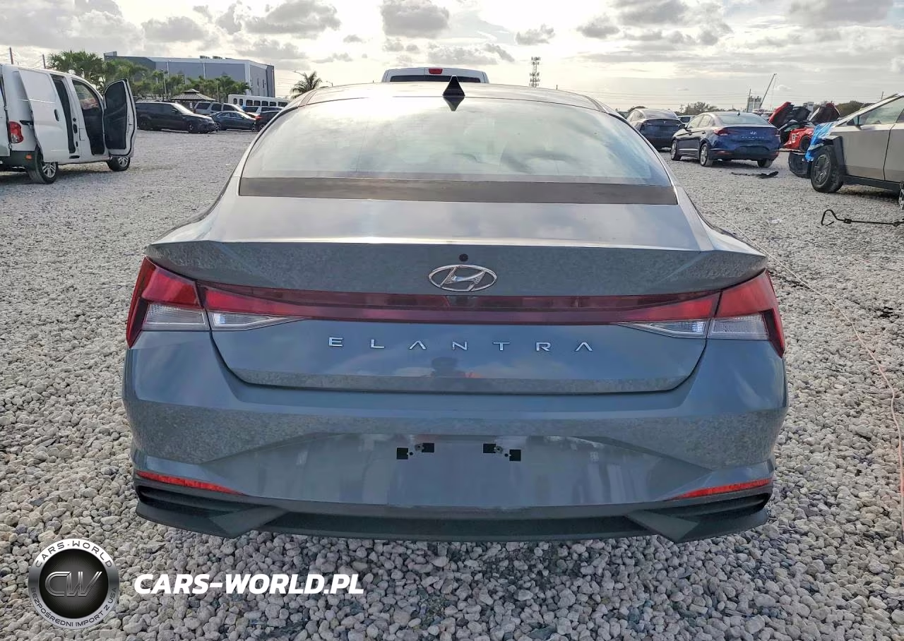 2021 Hyundai Elantra Sel VIN:KMHLM4AG9MU142197 - 6