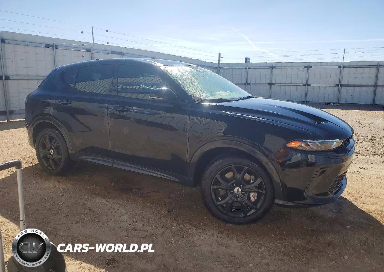 2024 Dodge Hornet R VIN:ZACPDFDW2R3A16932 - 4