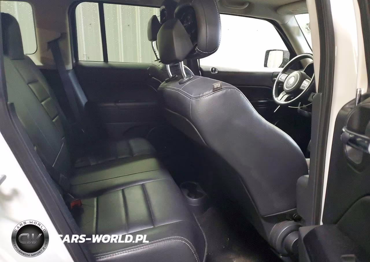 2015 Jeep Patriot Latitude VIN:1C4NJRFB9FD291308 - 10