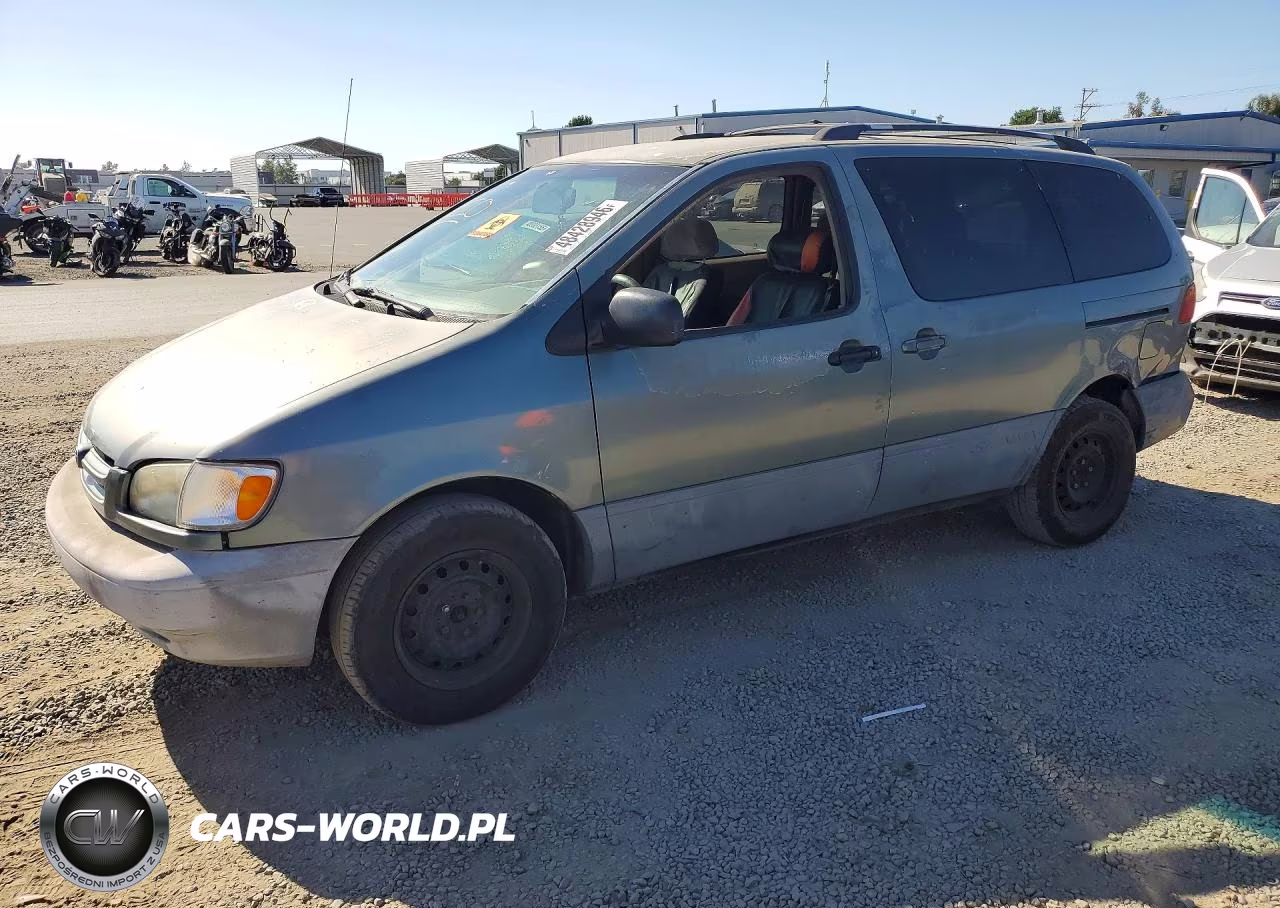 1998 Toyota Sienna Le