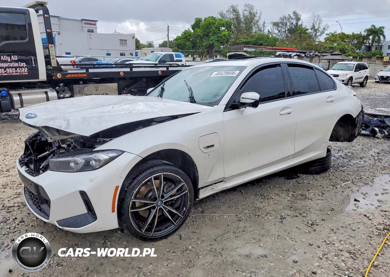 2023 BMW 330E