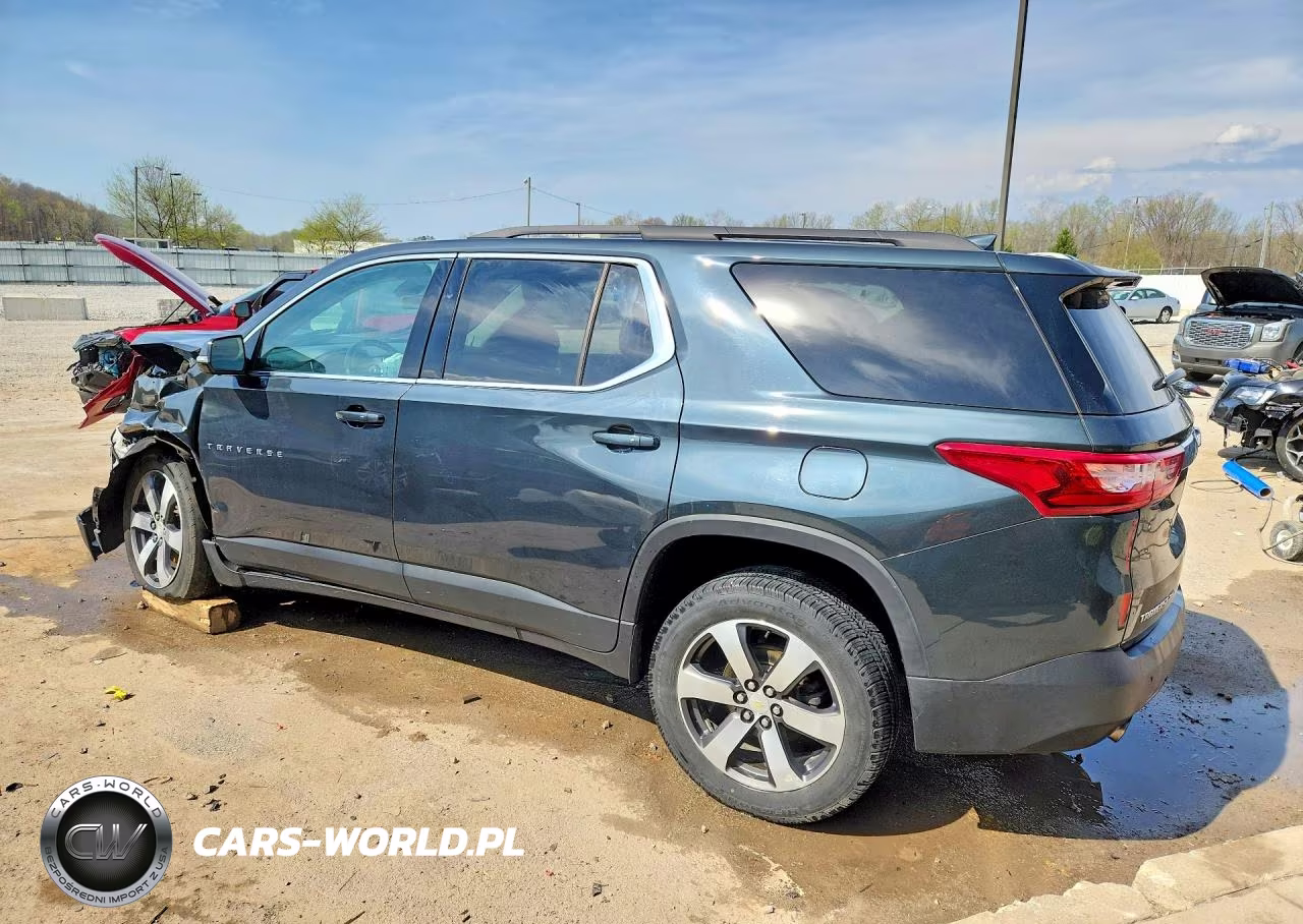2020 Chevrolet Traverse Lt VIN:1GNEVHKWXLJ135242 - 2