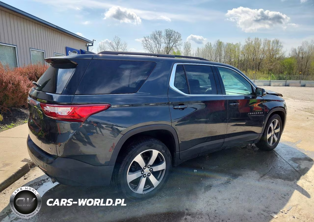 2020 Chevrolet Traverse Lt VIN:1GNEVHKWXLJ135242 - 3