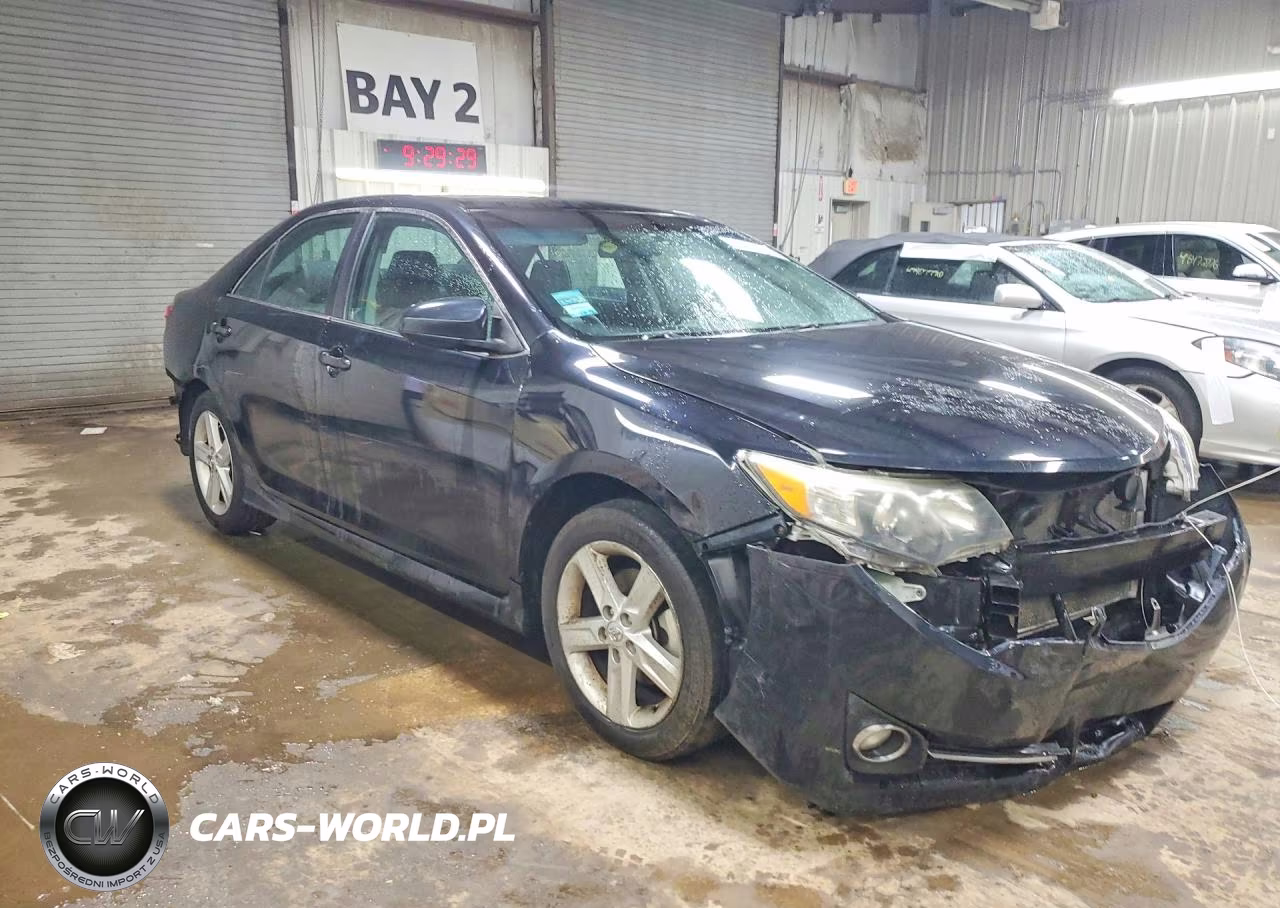 2013 Toyota Camry Se VIN:4T1BF1FK3DU242149 - 4