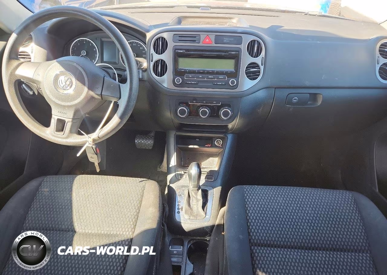 2011 Volkswagen Tiguan S VIN:WVGBV7AX8BW525186 - 8