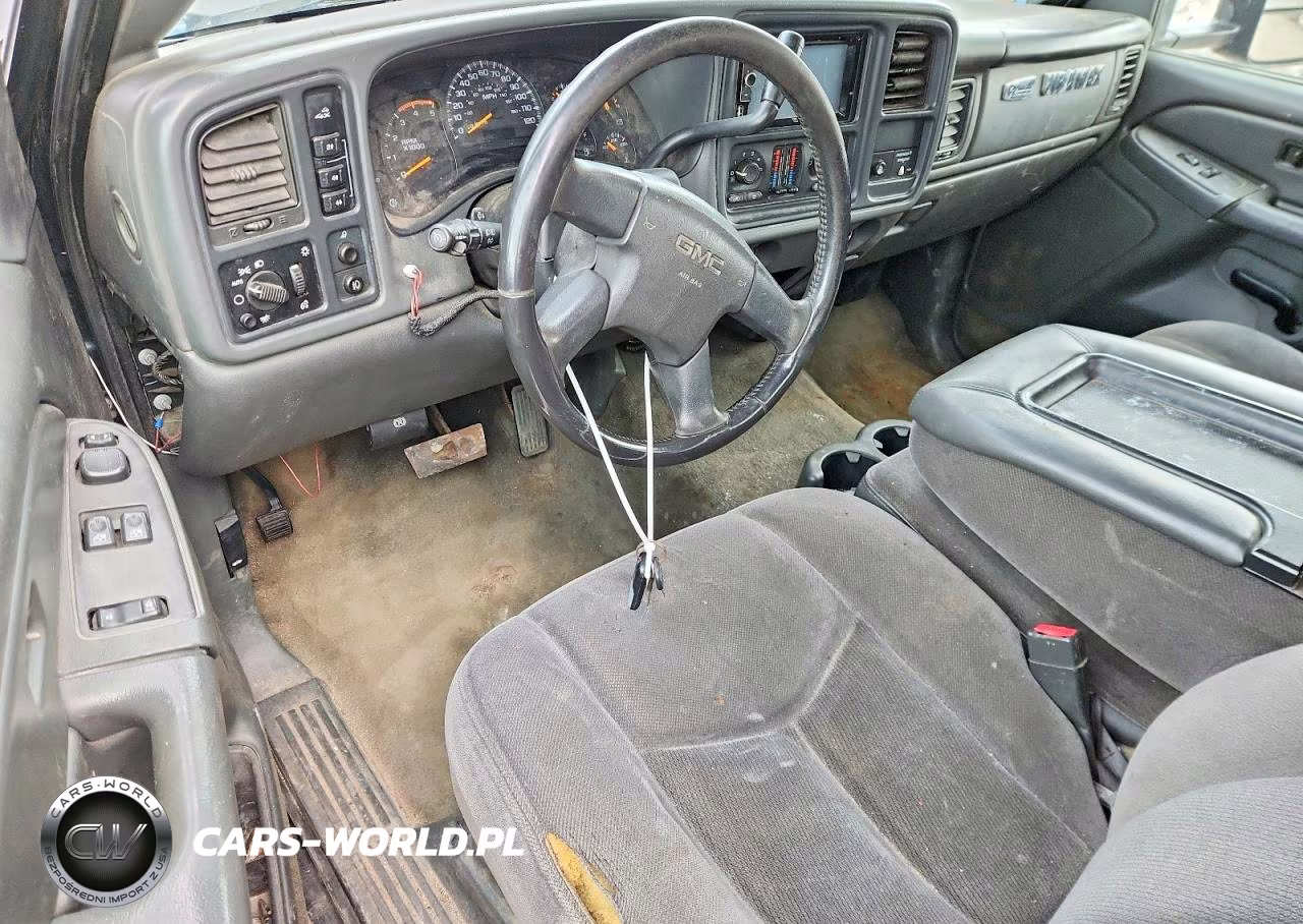 2004 GMC Sierra K2500 Heavy Duty VIN:1GTHK29244E363049 - 8