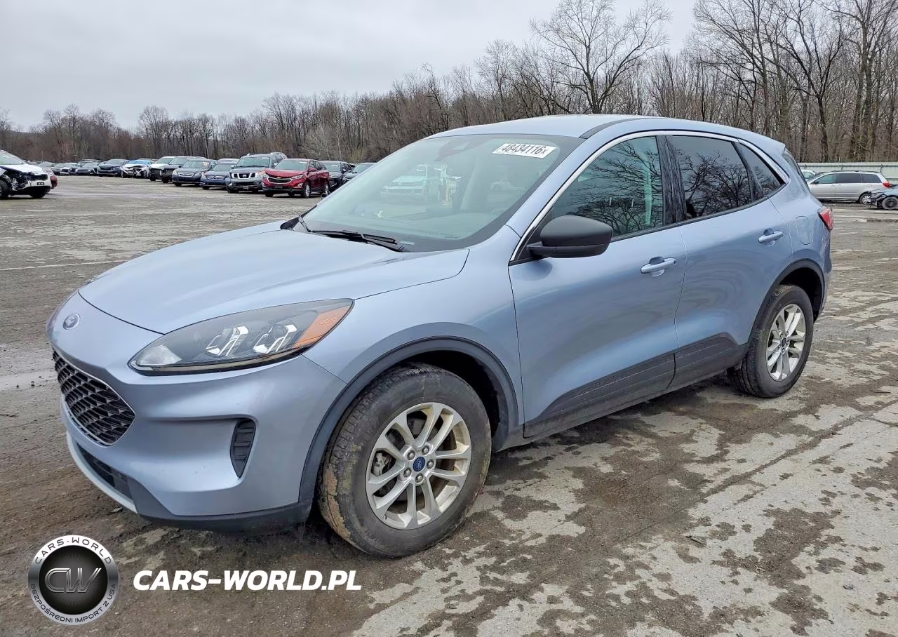2022 Ford Escape Se