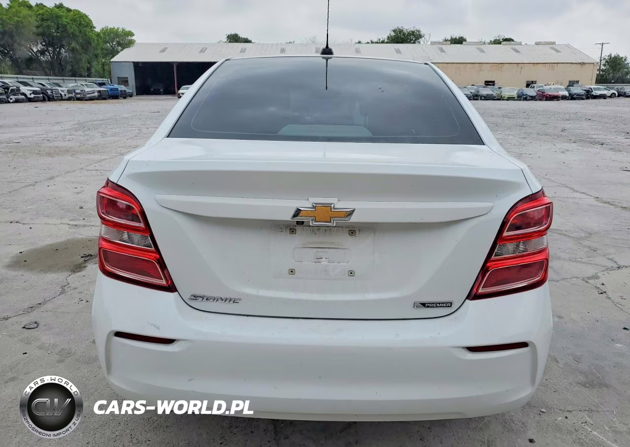 2020 Chevrolet Sonic Premier VIN:1G1JF5SB6L4118235 - 6