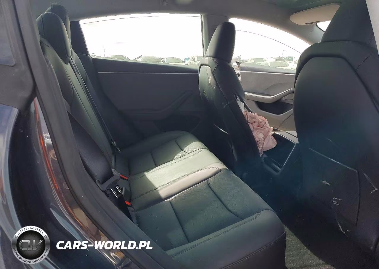 2025 Tesla Model 3 VIN:5YJ3E1EA3SF993861 - 10
