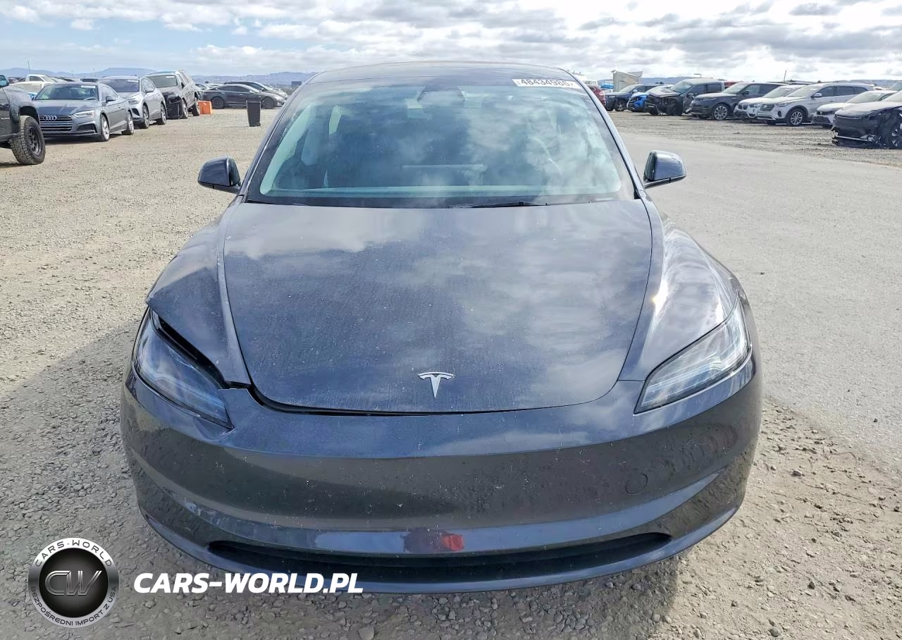 2025 Tesla Model 3 VIN:5YJ3E1EA3SF993861 - 5