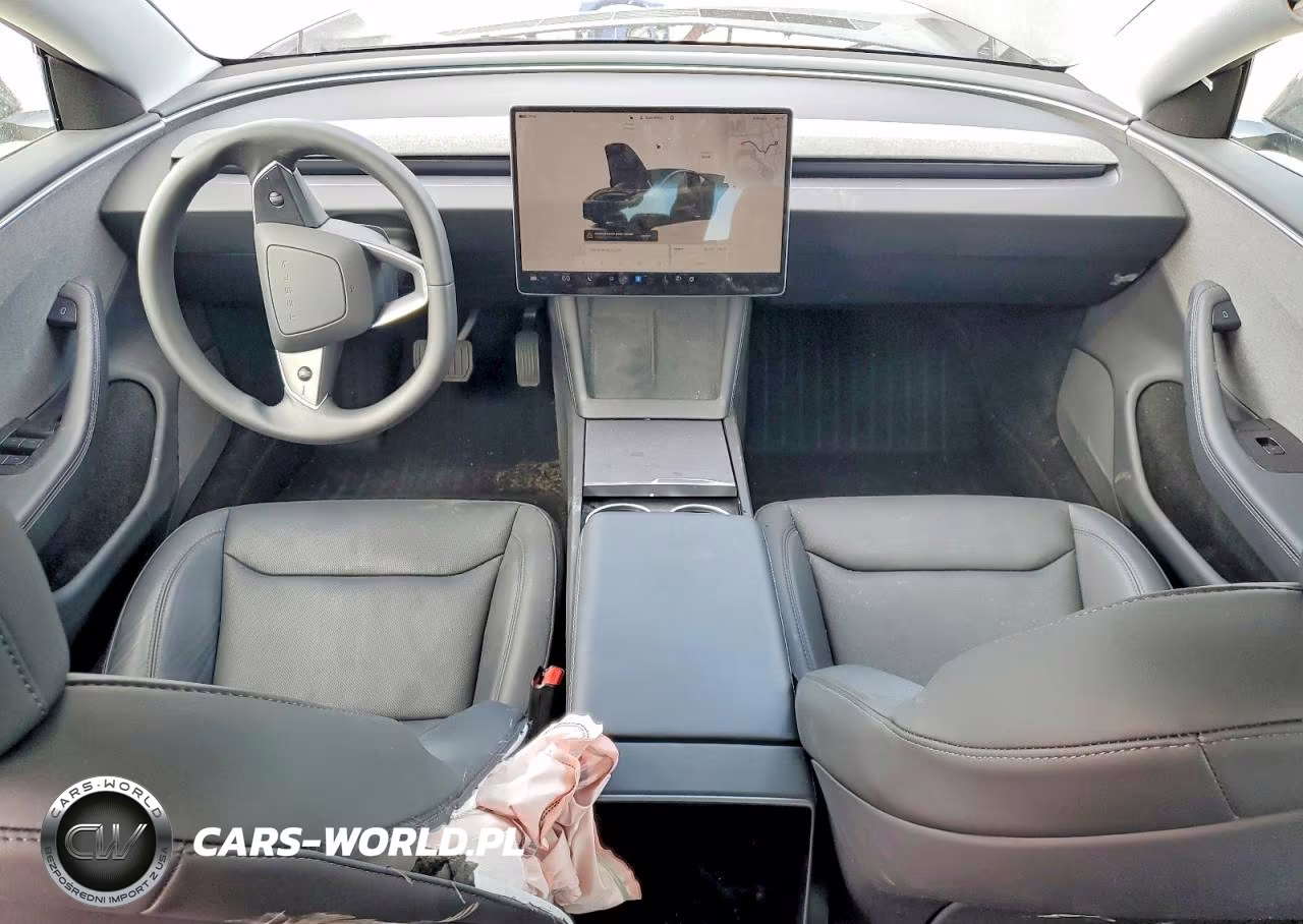 2025 Tesla Model 3 VIN:5YJ3E1EA3SF993861 - 8