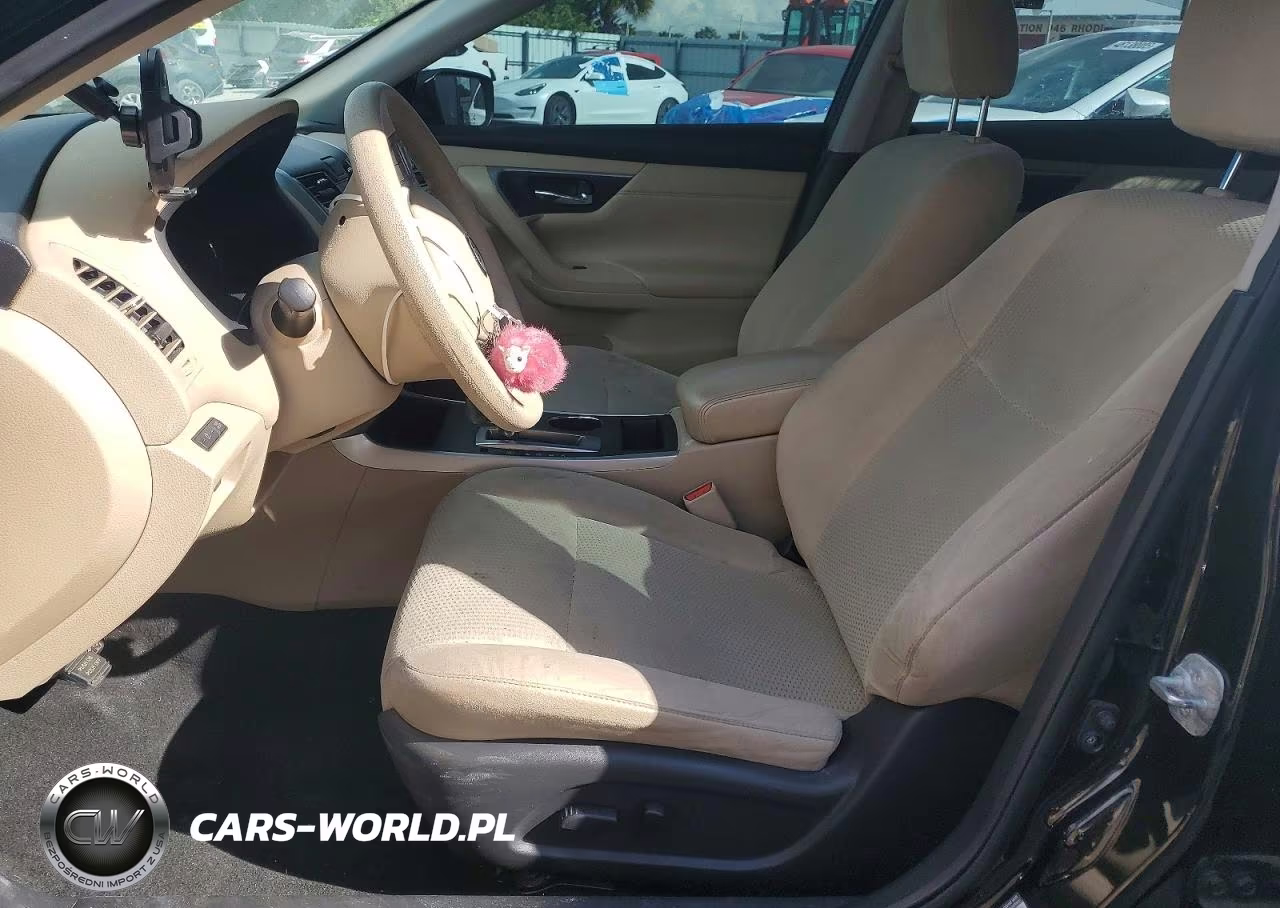 2015 Nissan Altima 2.5 S VIN:1N4AL3AP7FN392338 - 7