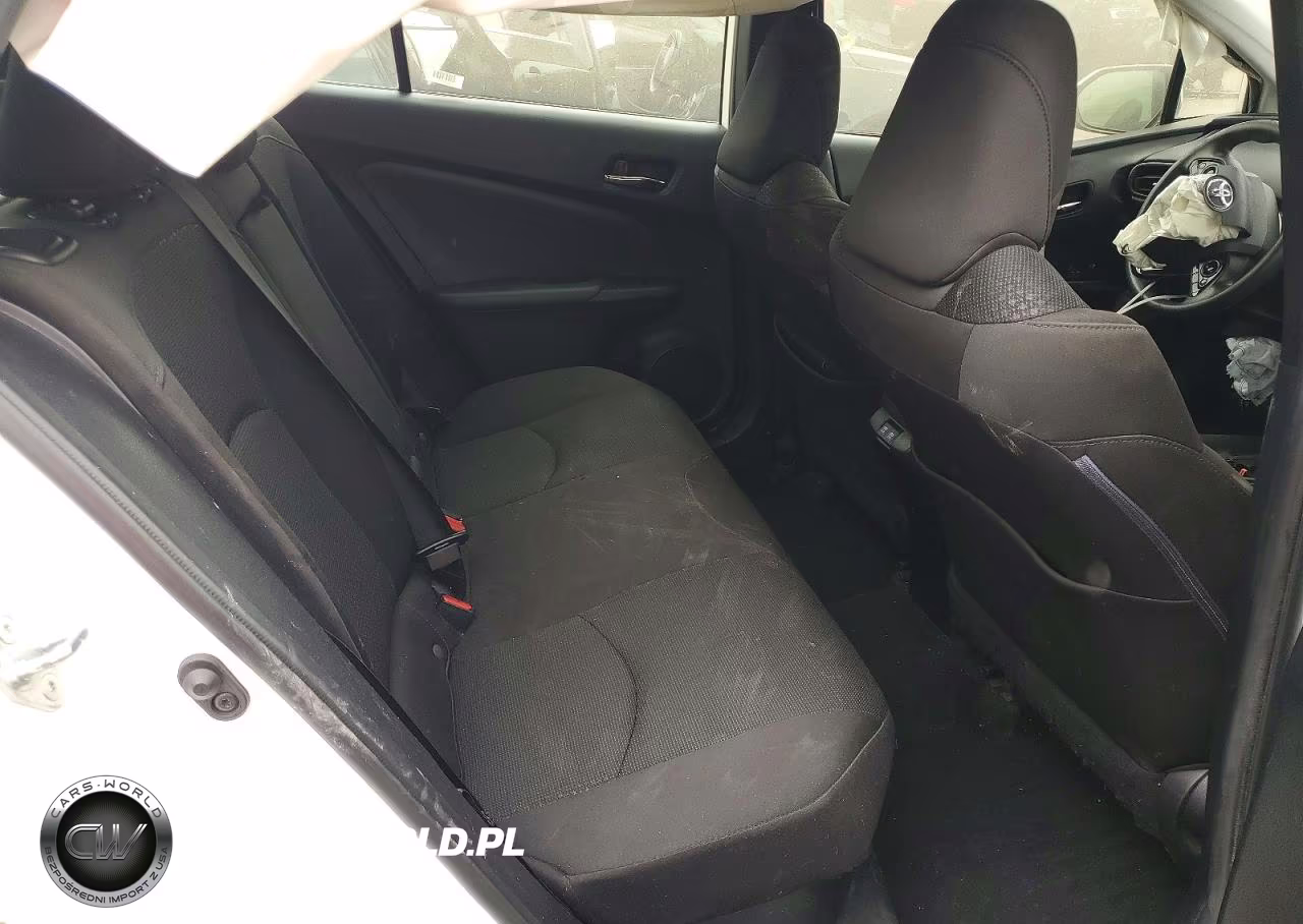 2019 Toyota Prius Le VIN:JTDKARFUXK3086889 - 10