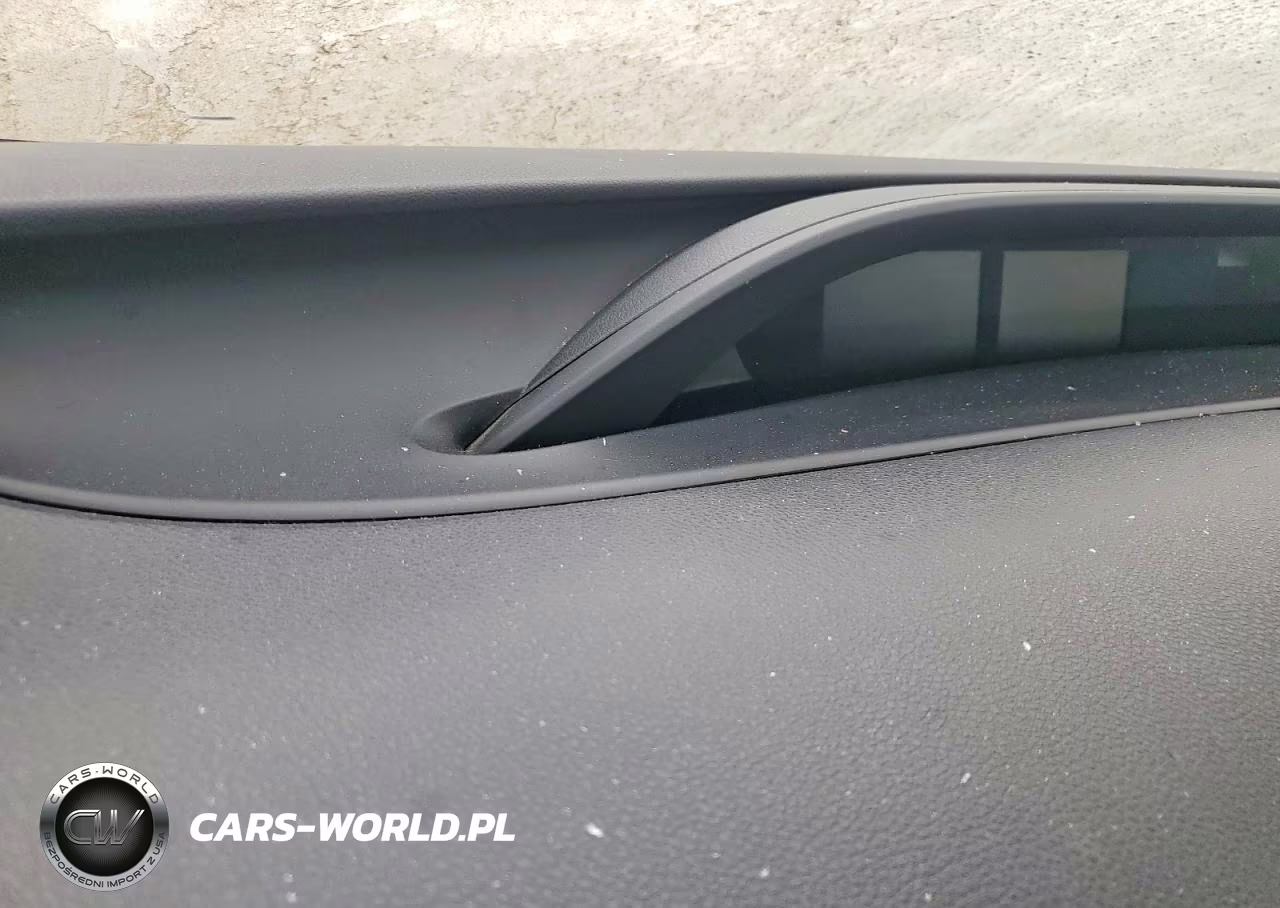 2019 Toyota Prius Le VIN:JTDKARFUXK3086889 - 9