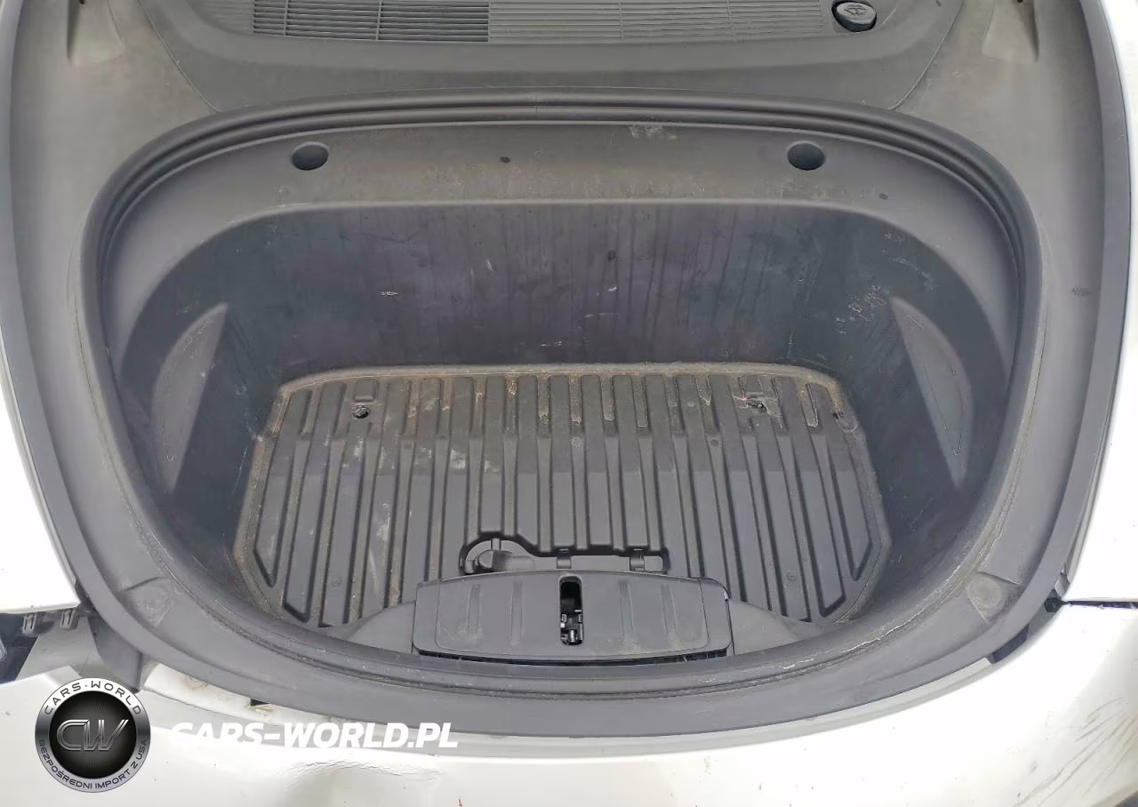 2022 Tesla Model 3 VIN:5YJ3E1EAXNF345101 - 11