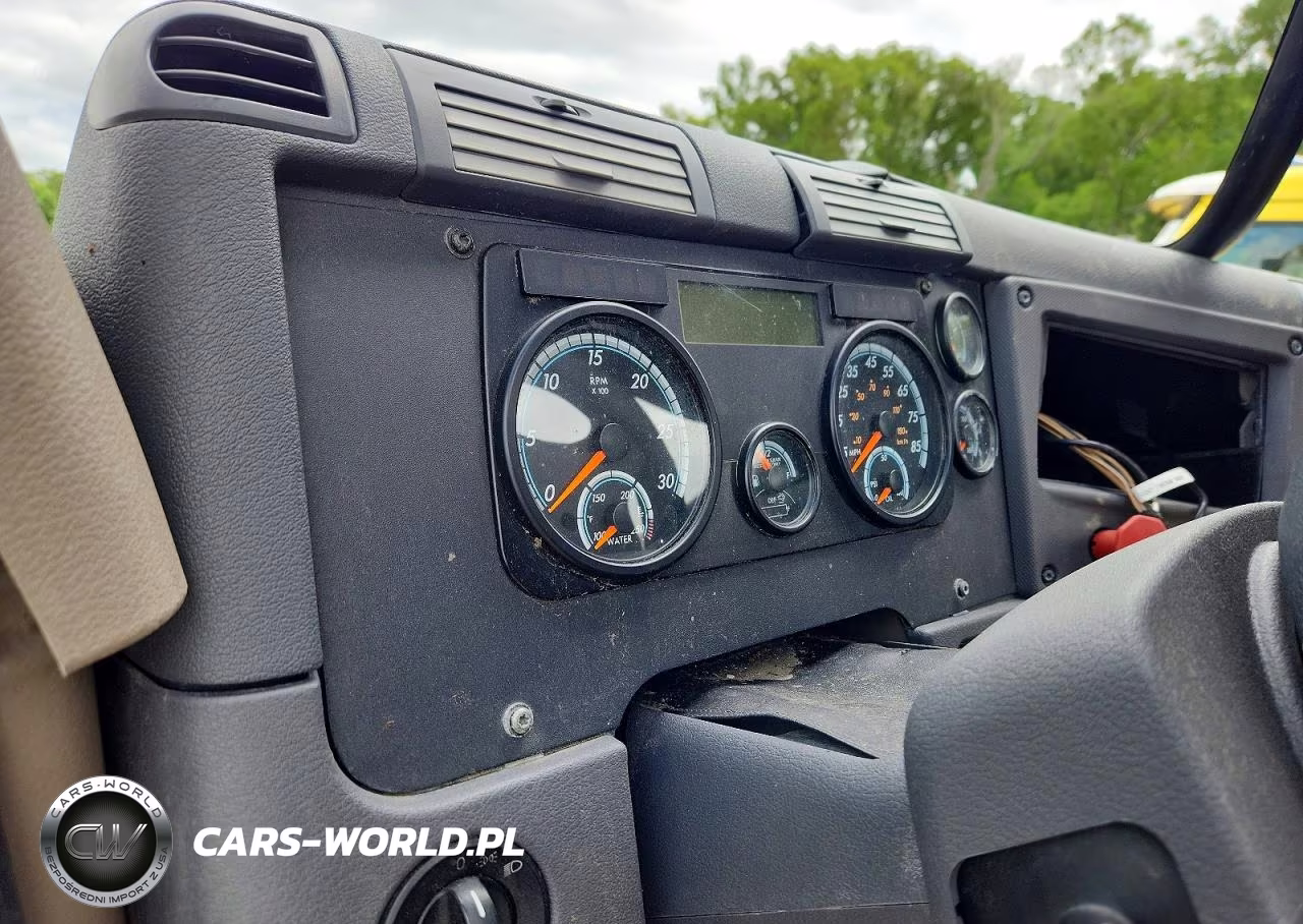 2015 Freightliner Cascaia125 VIN:1FUJGLD54FLGE3781 - 8
