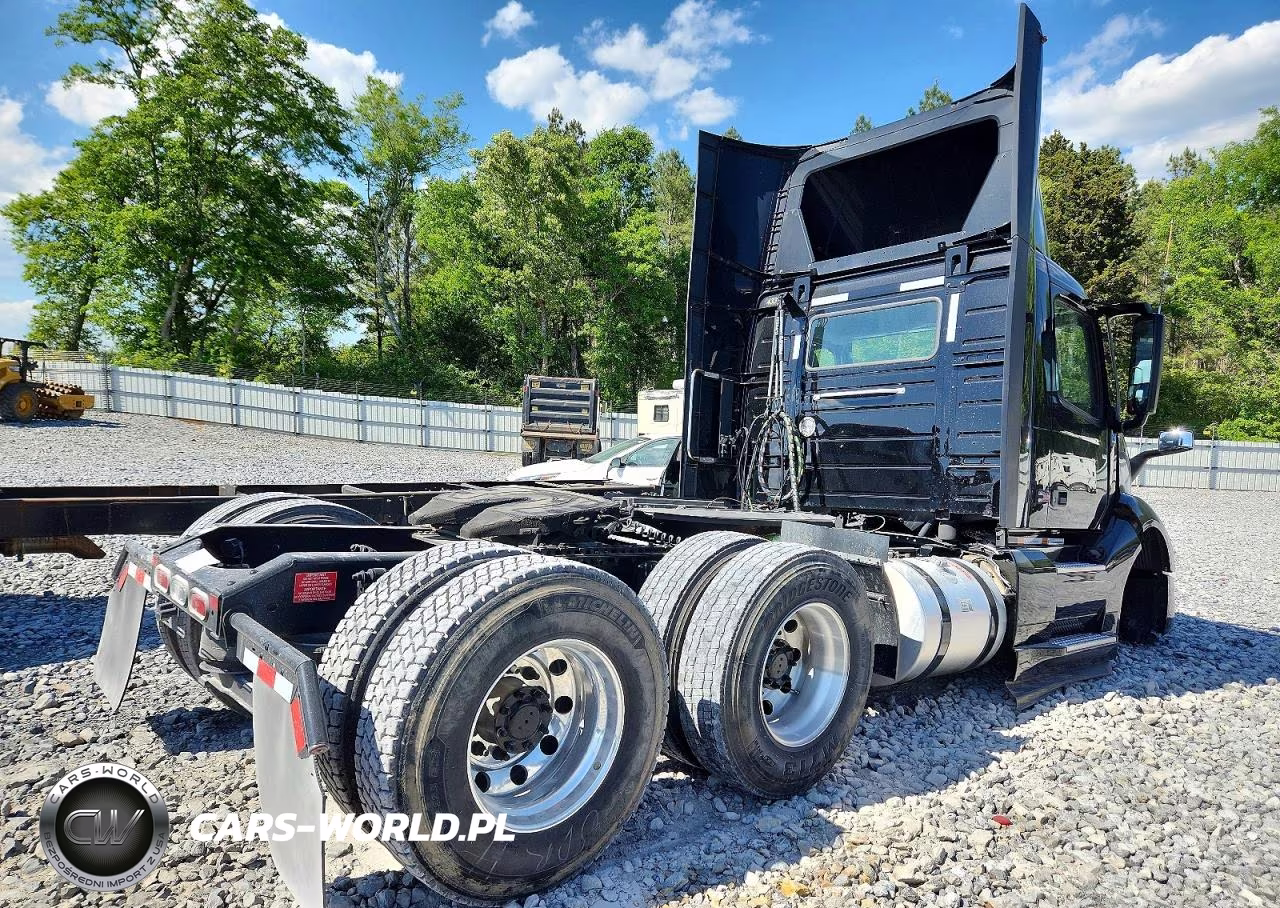 2025 Volvo Vnl Semi Truck VIN:4V4NC9EH2SN682731 - 4