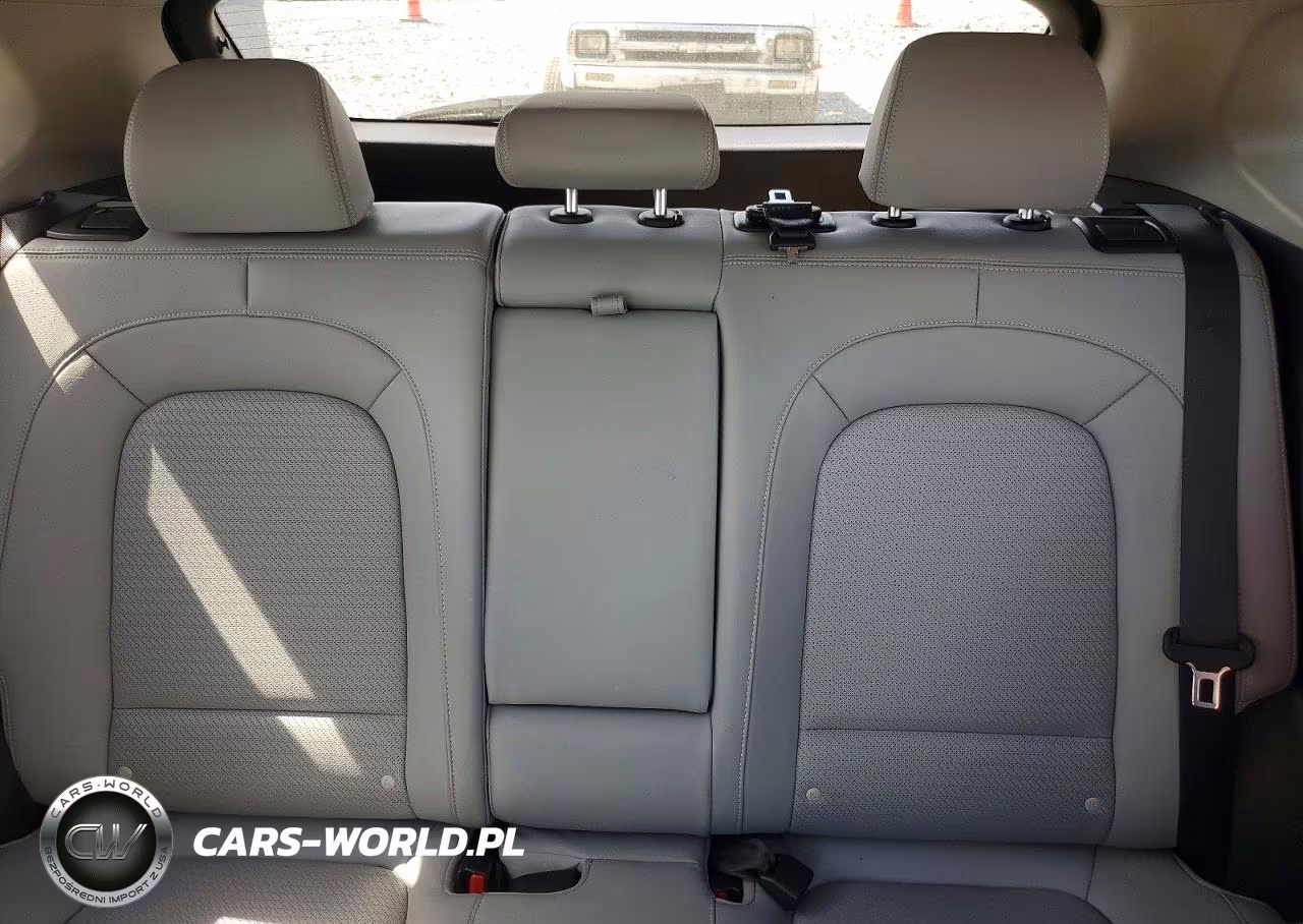 2020 Hyundai Kona Limited VIN:KM8K3CA5XLU544347 - 10