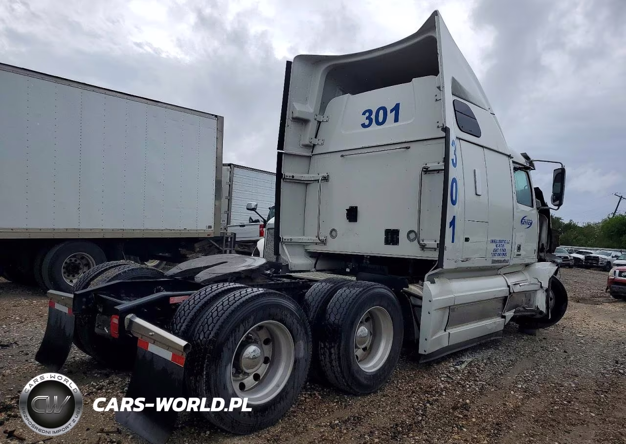 2022 Western Star 5700 Semi Truck VIN:5KJJBHDR2NLNN5630 - 4