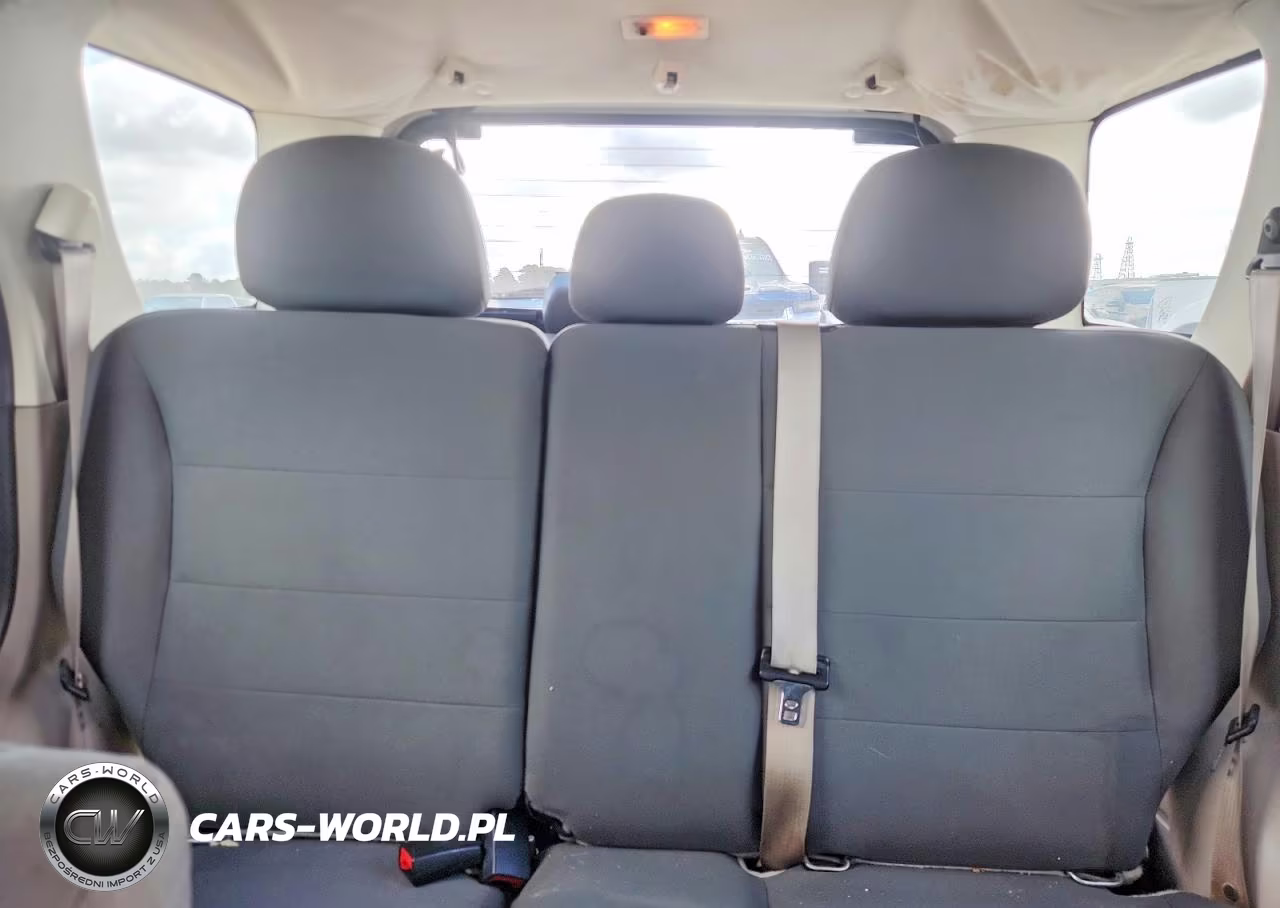 2012 Ford Escape Xls VIN:1FMCU0C71CKB30660 - 10