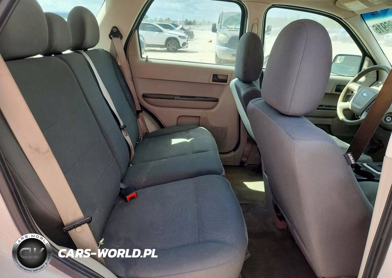 2012 Ford Escape Xls VIN:1FMCU0C71CKB30660 - 11