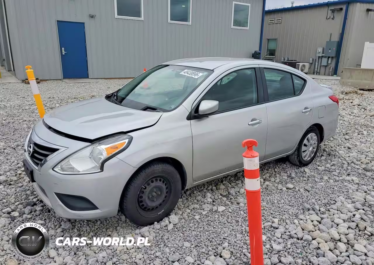 2016 Nissan Versa 1.6 Sv