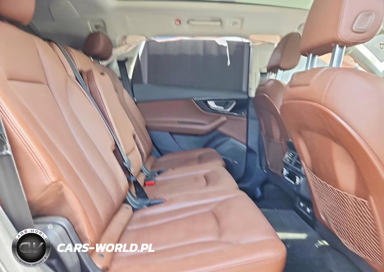 2019 Audi Q7 Premium Plus VIN:WA1LAAF75KD000716 - 10