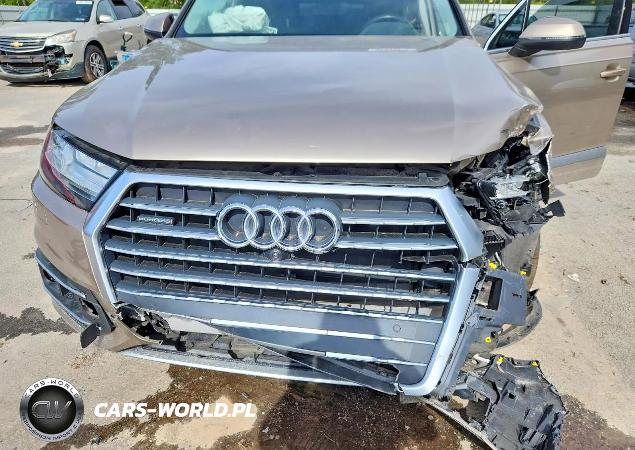 2019 Audi Q7 Premium Plus VIN:WA1LAAF75KD000716 - 11