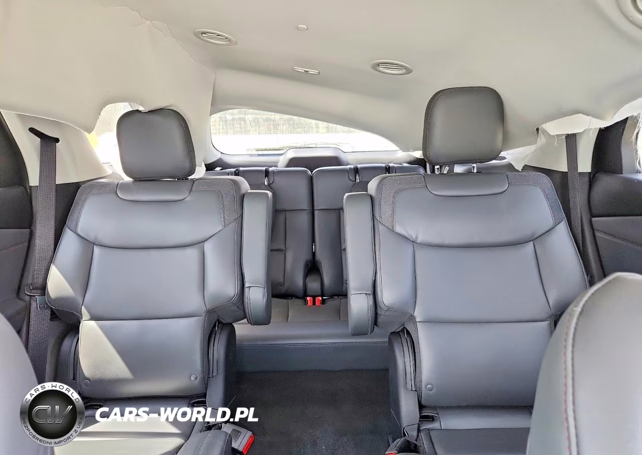 2025 Ford Explorer Active VIN:1FMUK7DH5SGD00224 - 10