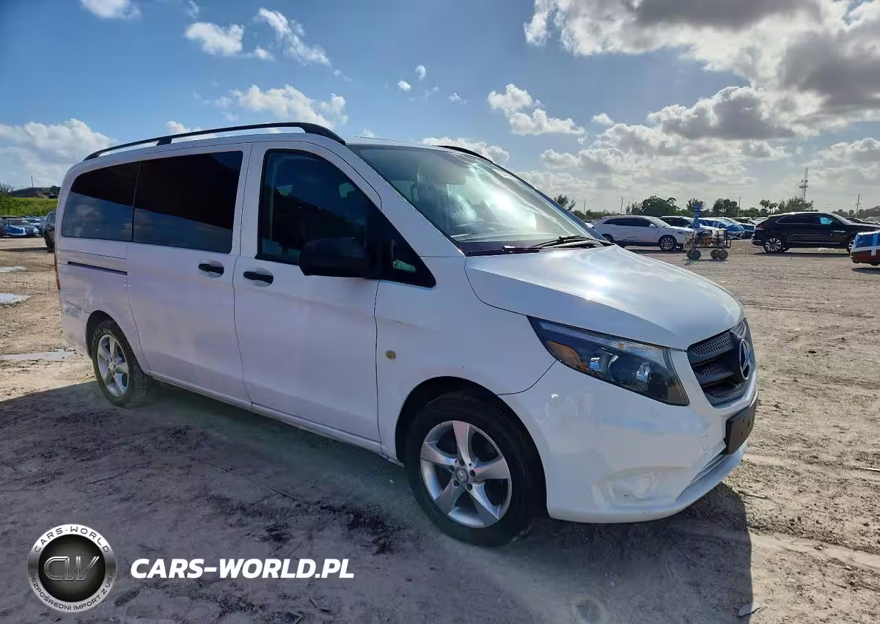 2016 Mercedes-Benz Metris