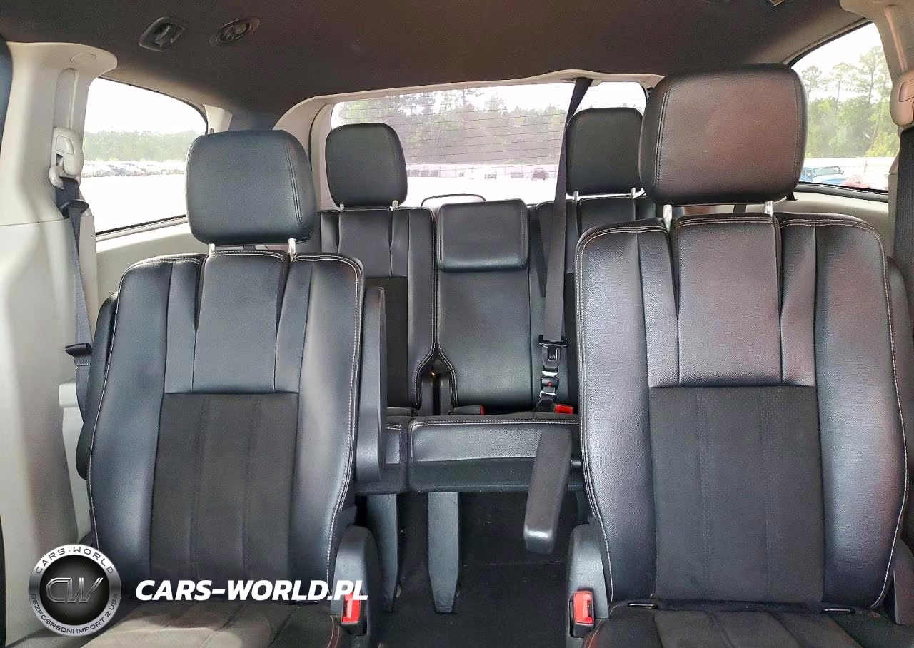 2019 Dodge Grand Caravan Sxt VIN:2C4RDGCG7KR773909 - 10