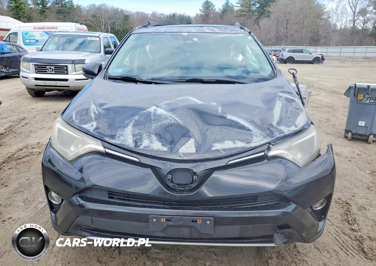 2018 Toyota Rav4 Xle VIN:2T3RFREVXJW721874 - 5