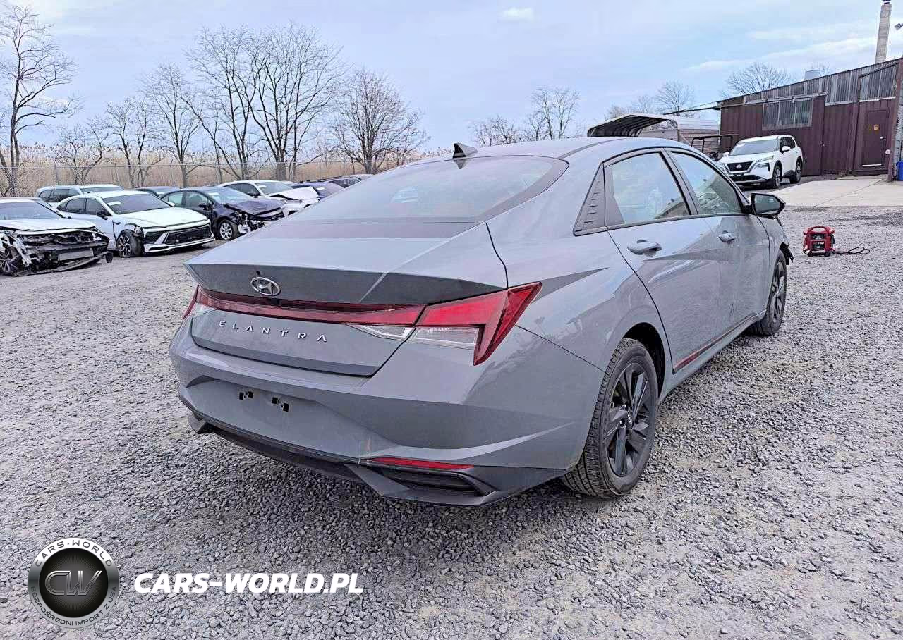 2021 Hyundai Elantra Sel VIN:KMHLM4AG6MU091838 - 4