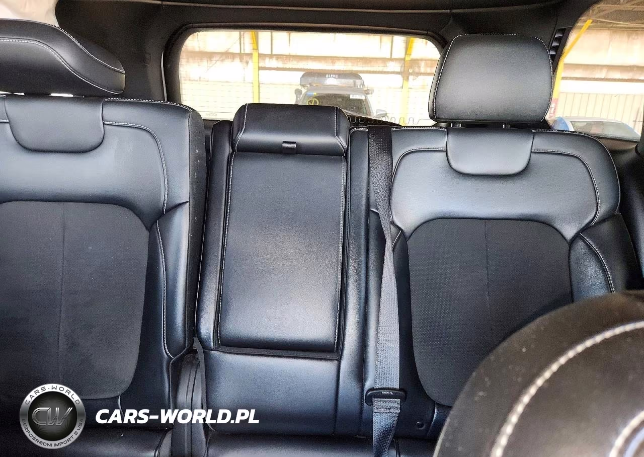 2022 Jeep Grand Cherokee Laredo VIN:1C4RJHAG3N8626939 - 10