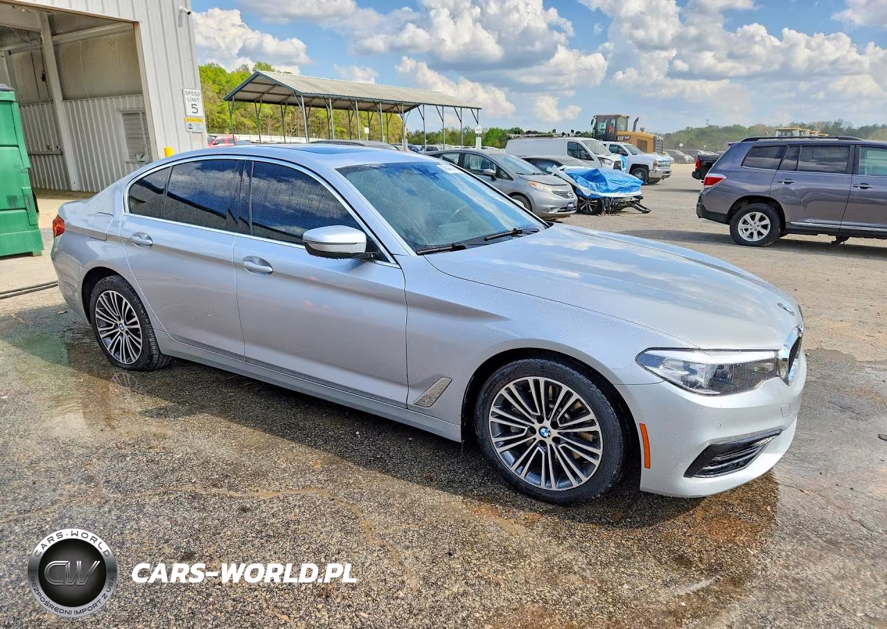 2019 BMW 530 I VIN:WBAJA5C56KBX86641 - 4